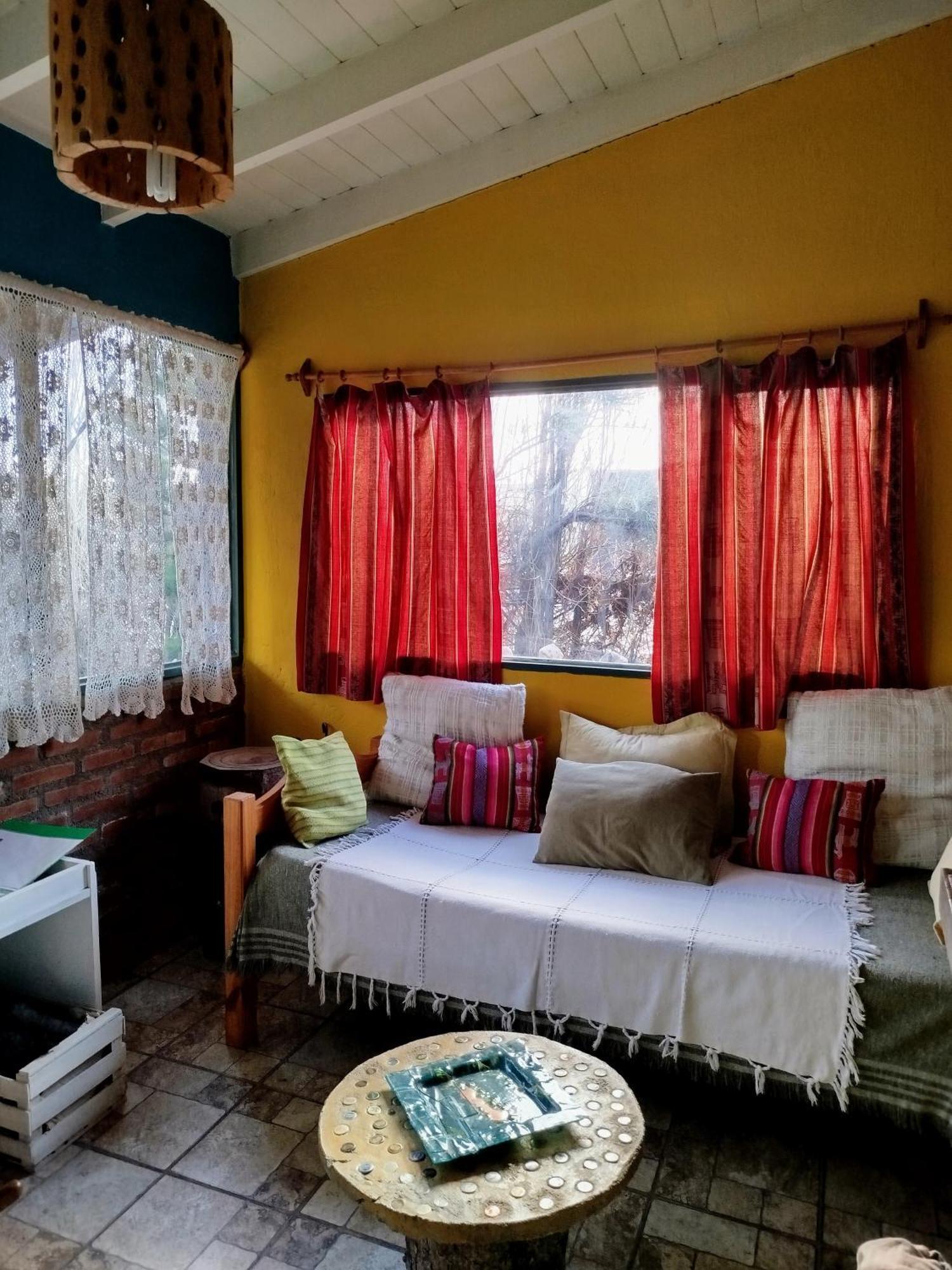 Kiritina'S House Homestay El Calafate Exterior photo