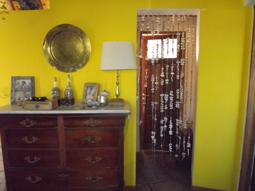 Kiritina'S House Homestay El Calafate Room photo
